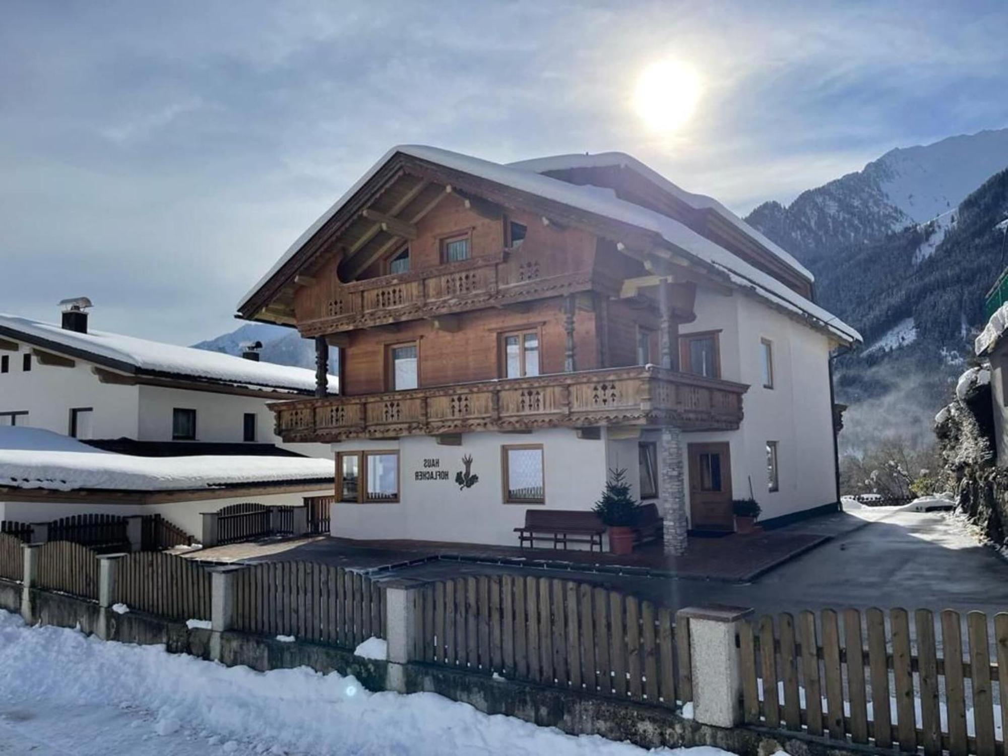 Apartment In Mayrhofen In The Mountains Exterior photo